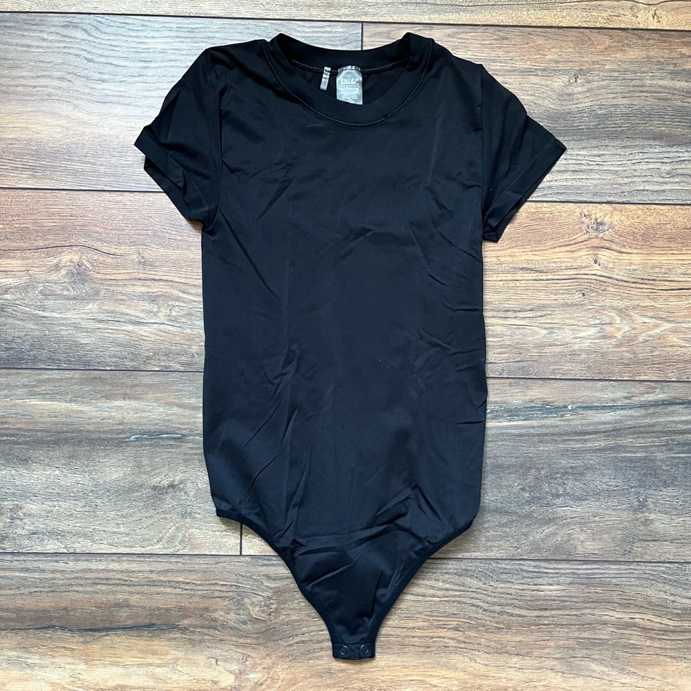 Black short sleeve bodysuit